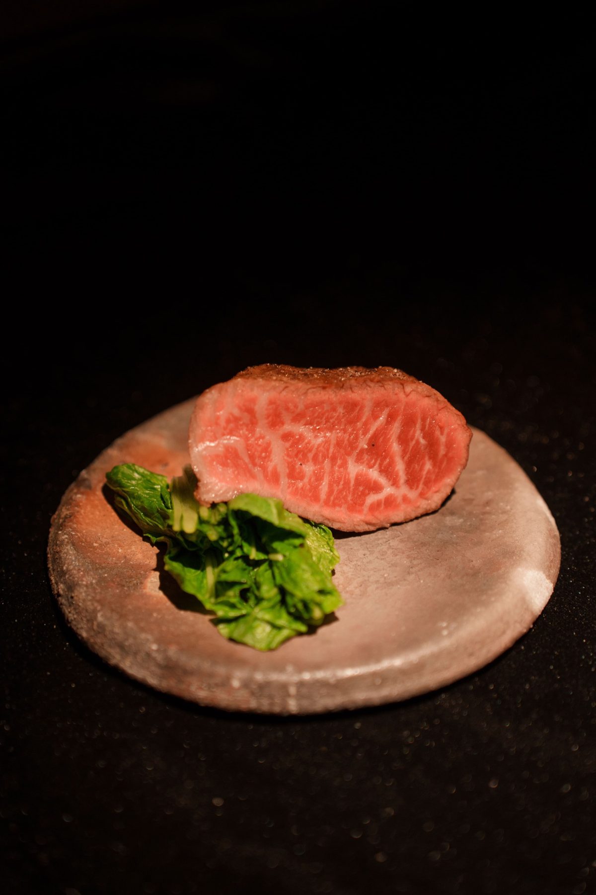 和牛の溶岩焼き
